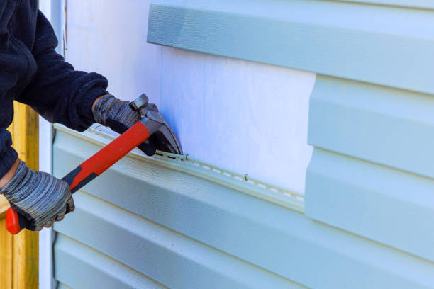 Reliable Siding Inspection contractor in Levittown, NY by Squared Siding